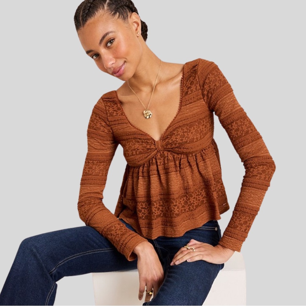 NWT Francesca’s Sarah Long Sleeve Knit Lace Peplum Top in Brown